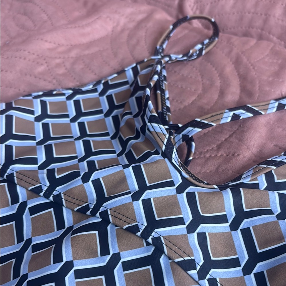 SWIM SUIT BUNDLE! - Picture 2 of 7